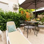 Colosseum Garden Apartment Pula
