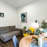 Colosseum Garden Apartment