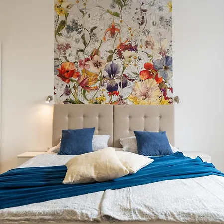 Colosseum Garden Apartment