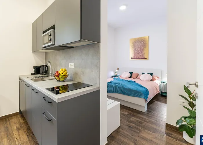 Colosseum Garden Pula