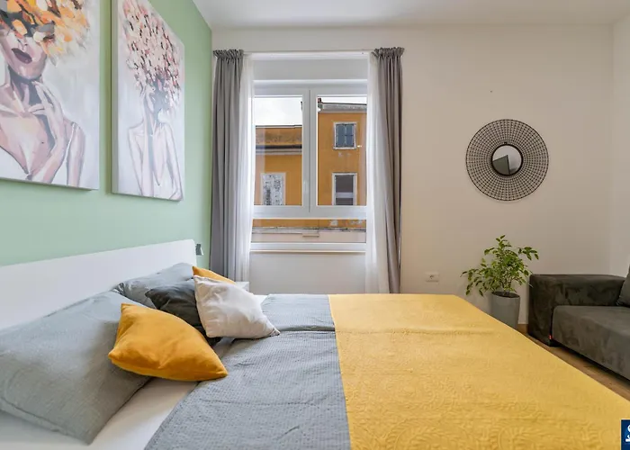 Colosseum Garden Apartamento *