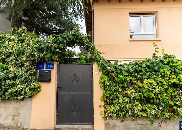 Colosseum Garden Apartamento *